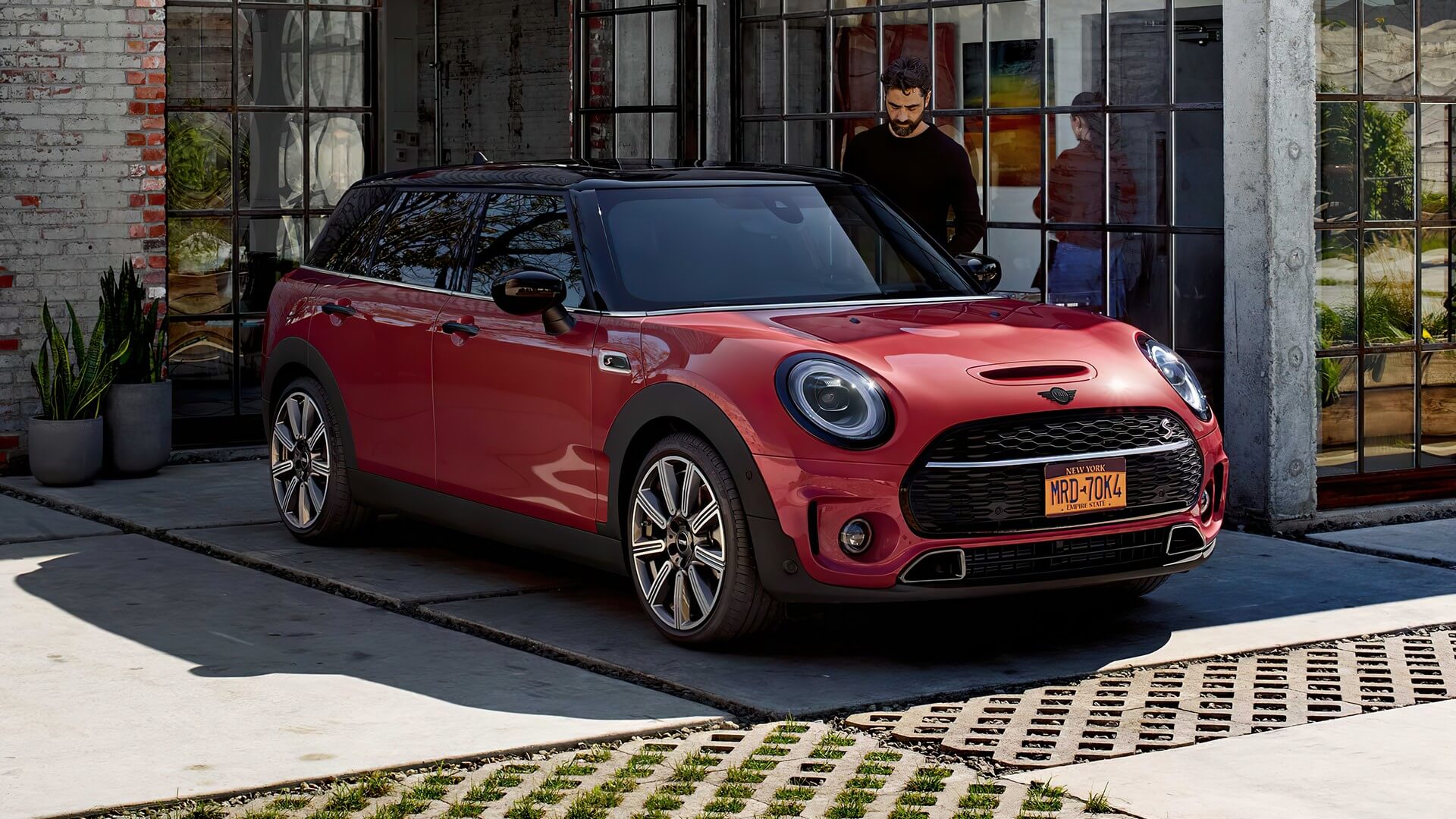 СИГНАТУРНІ ДВЕРІ.